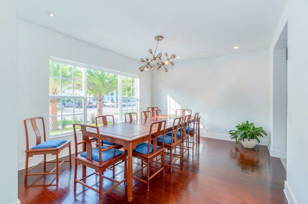 6 Bedroom Homes in Miami Beach by TMG