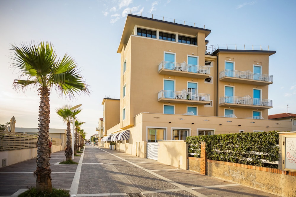 Residence in Marina di Cecina a few steps from the sea view 5