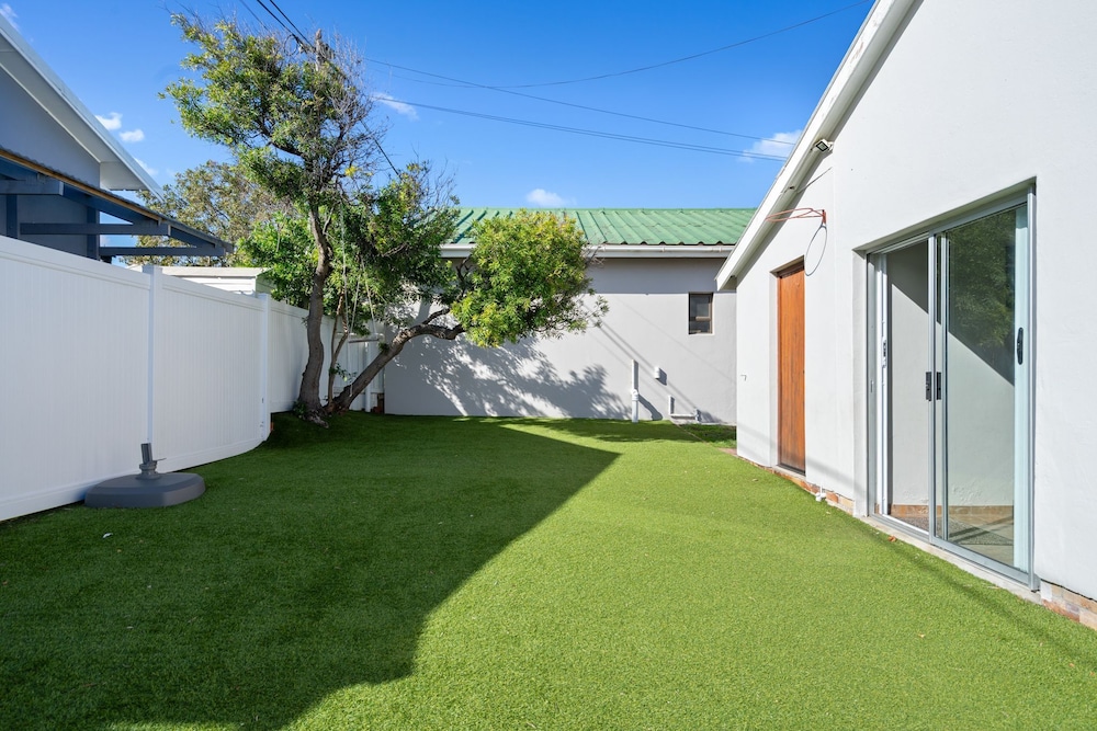 The Kleinmond Cottage