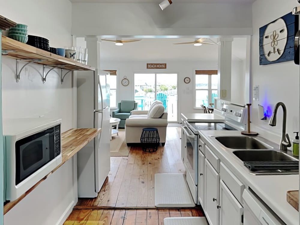 The Last Dollar Cottage by Topsail Realty