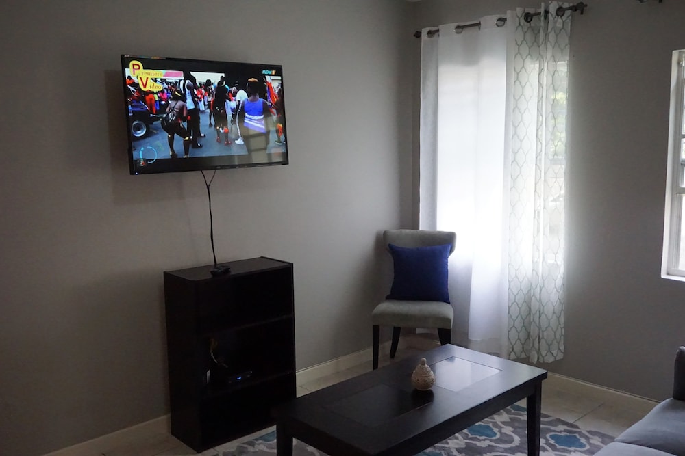 New Kingston Guest Apt Surbiton