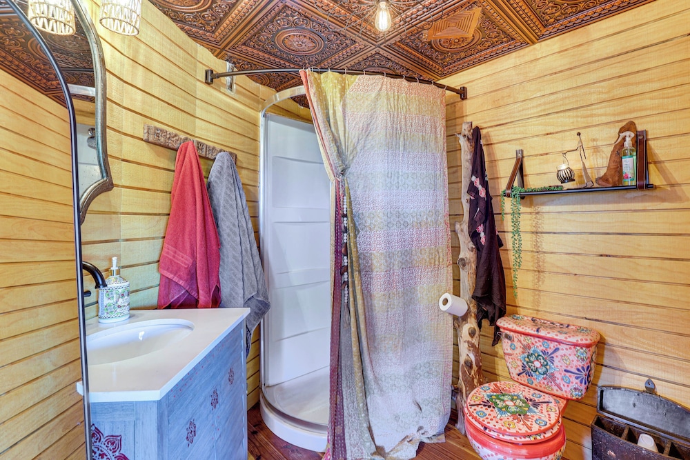 Mystical Mongolian Yurt in Fallbrook w/ Views!