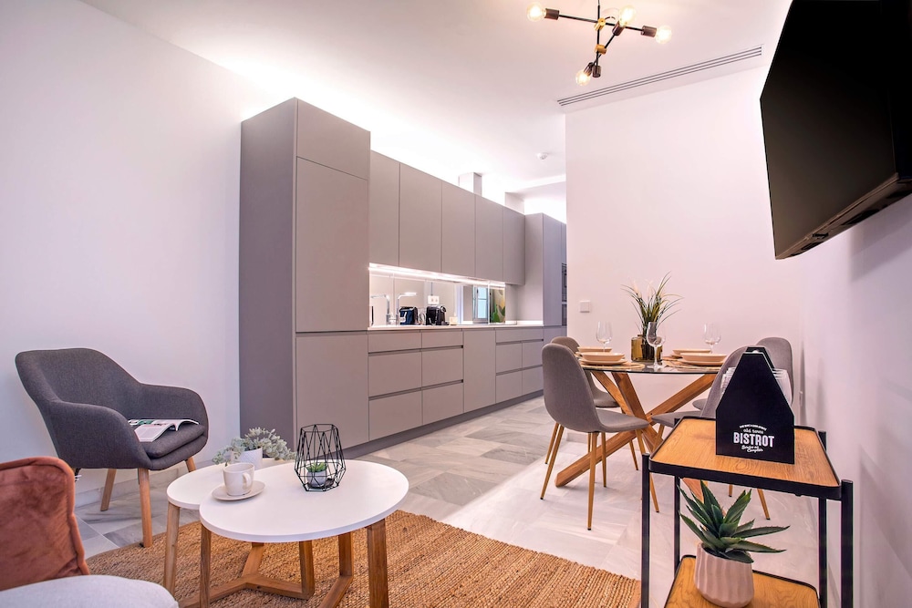 Luxury Apartment in C diz Catedral II