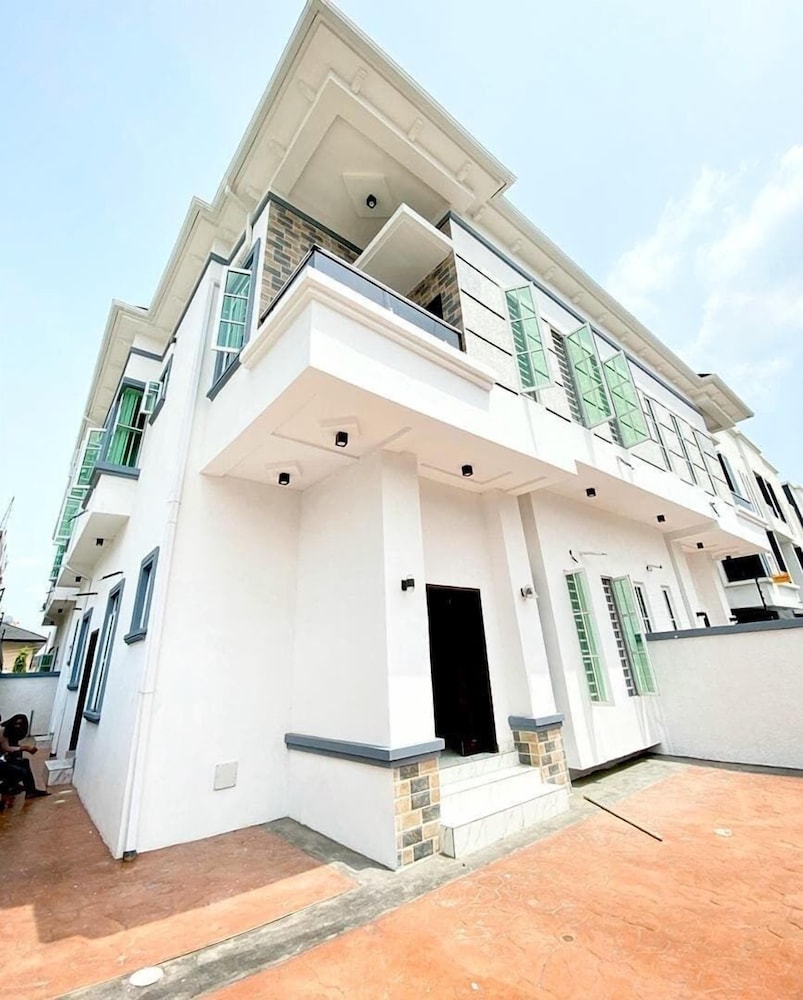 Afgo Luxe Apartment