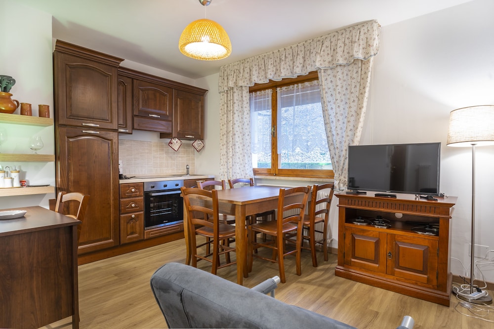 Modern APT in Tarvisio - 2 steps from the cycle route view 4