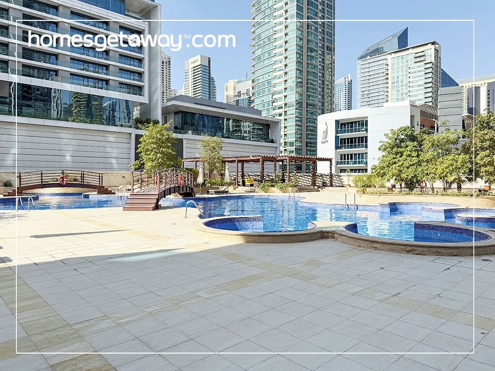 Spacious 4BR in Horizon Tower Marina