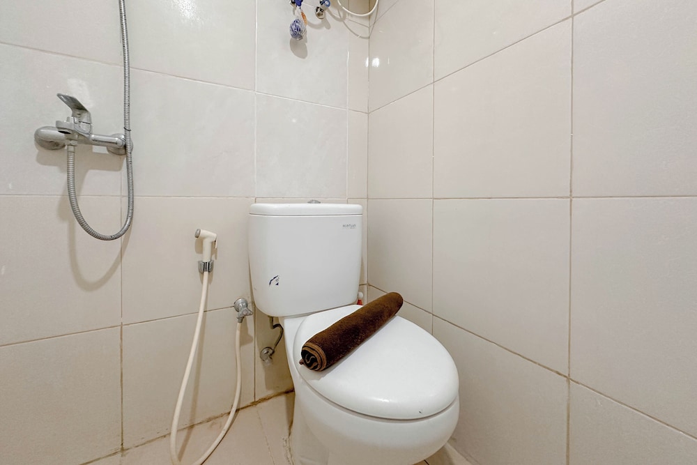 Pleasant and Restful Studio at Orchard Supermall Mansion Apartment