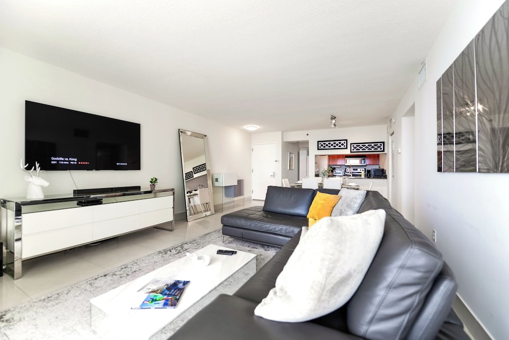 Chic Brickell Condos – Prime Location