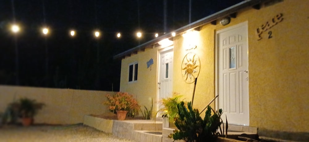 Peace vacations rental aruba