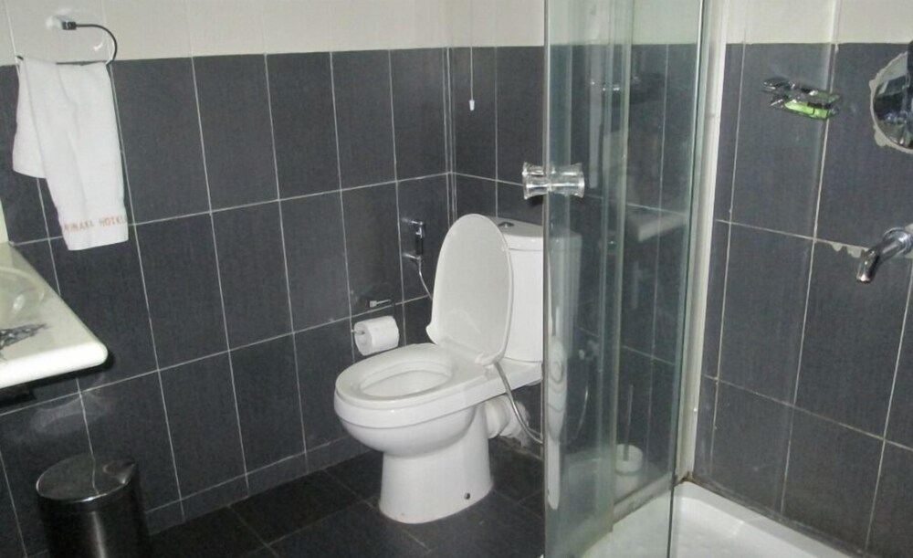 Idrinana Hotels