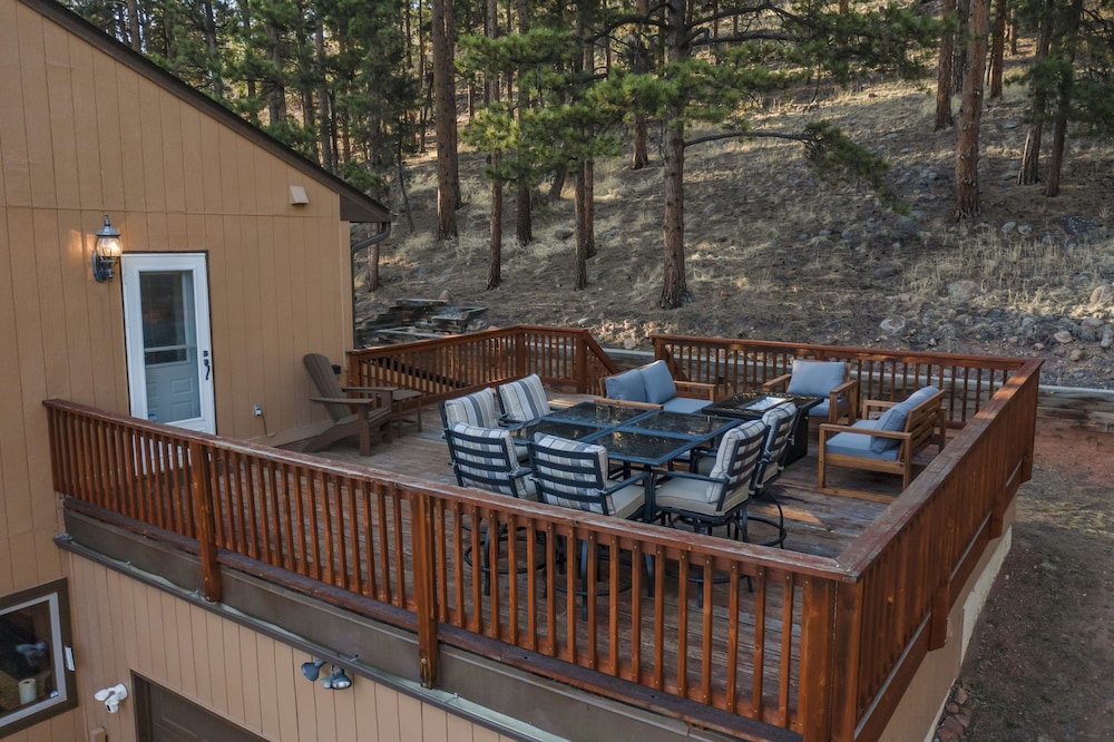 Paradise Cabin view 3