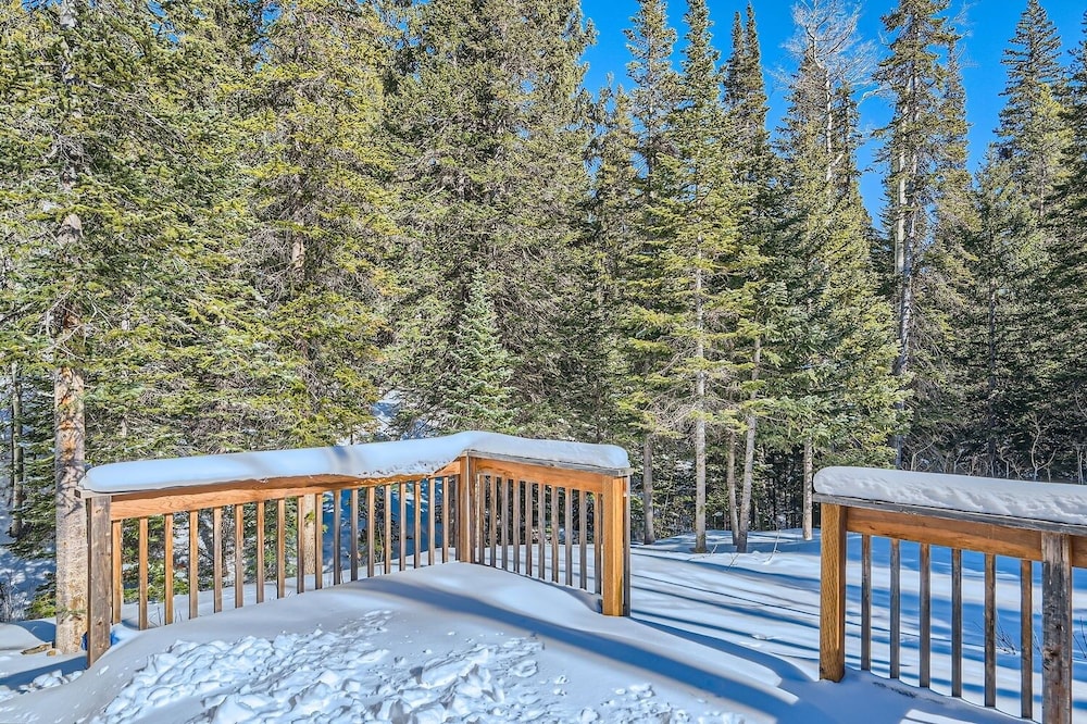 Moon Creek Cabin 2 Bedroom Cabin