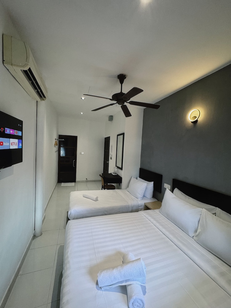 Quee Hotel