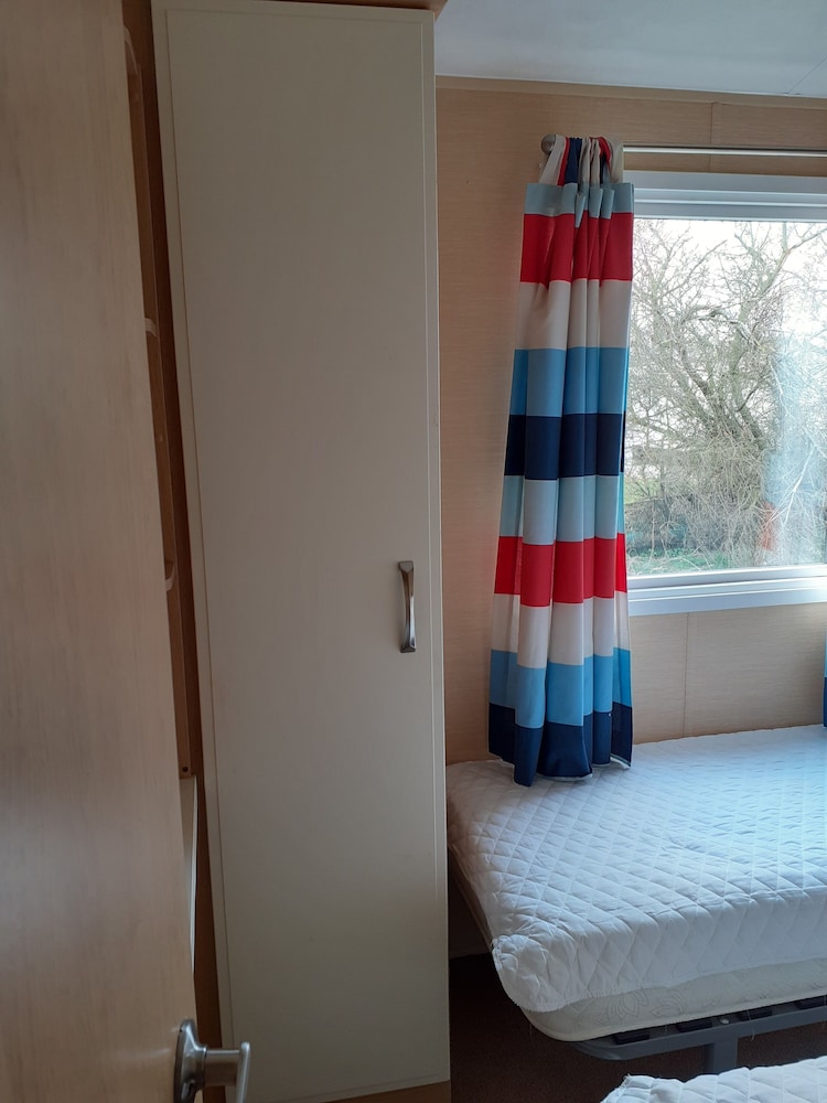 Northfield 198, Skipsea Sands view 3