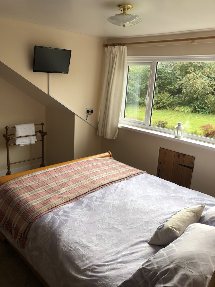Blaencwm Bed and Breakfast view 4