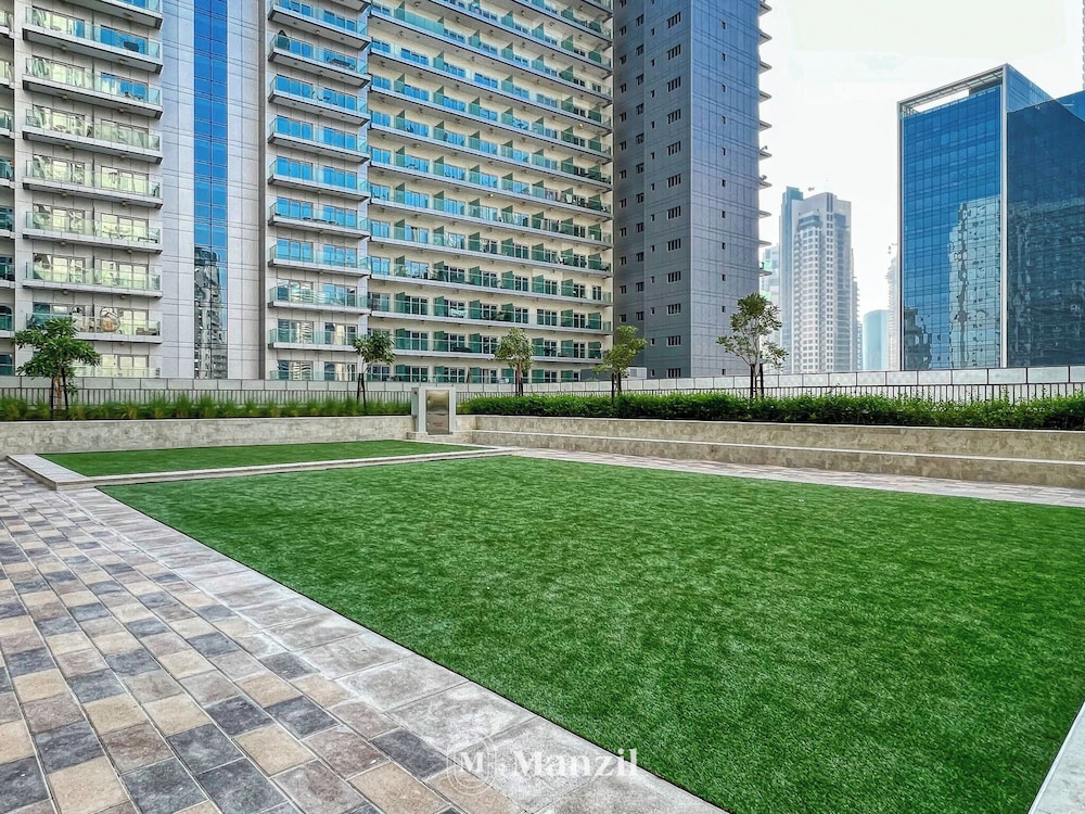 2BR w Canal view near Burj Khalifa