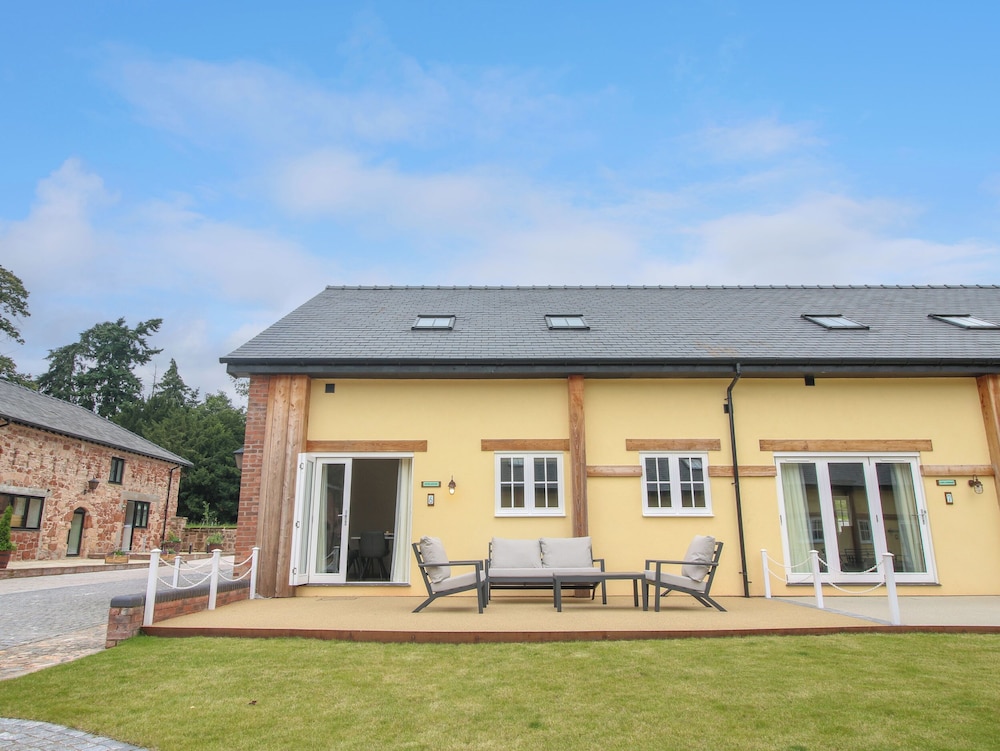 Doncaster Cottage