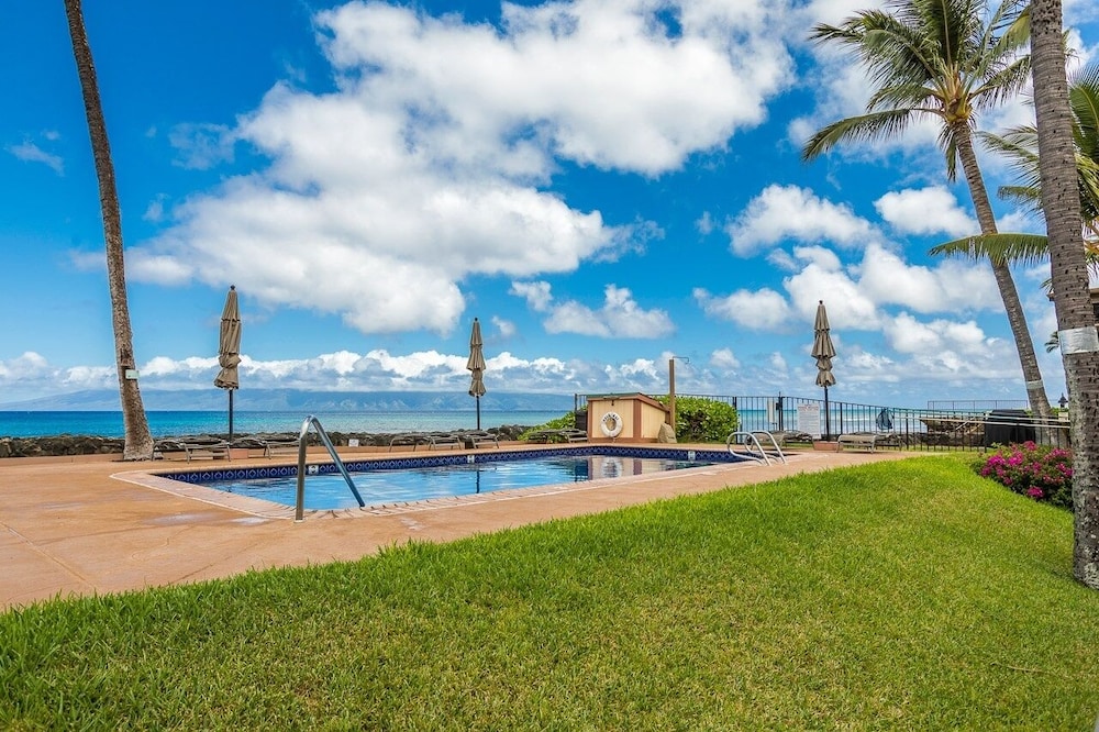 Hale Kai by Coldwell Banker Island Vacations