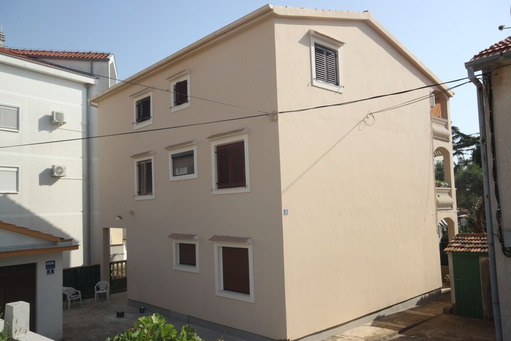 Apartment Danica Diklo Very Close to the Beach view 5