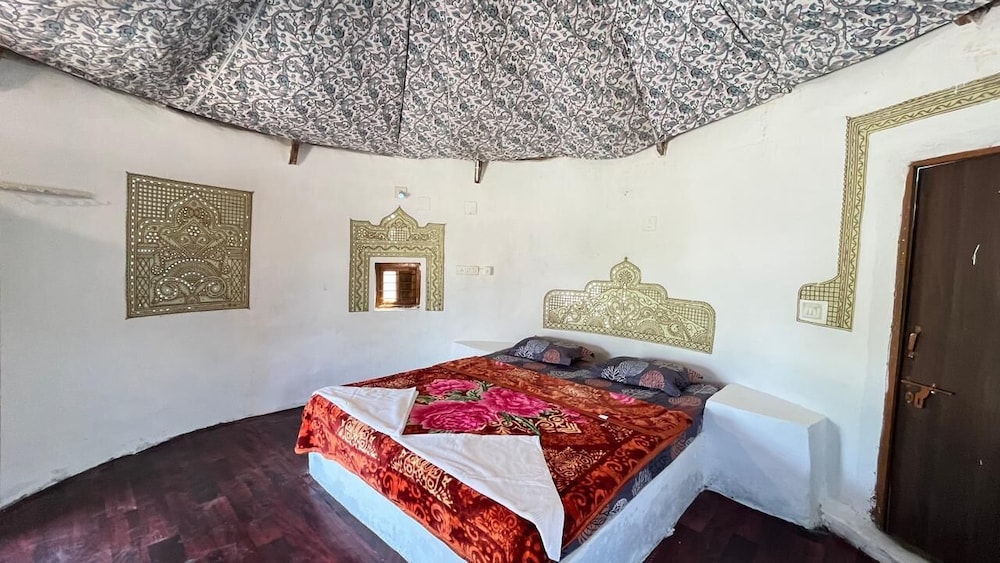 STAYGURU SURKHAB RANN RESORT