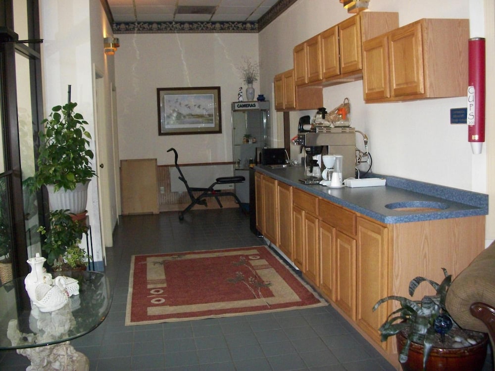 Lodi Valley Suites view 5