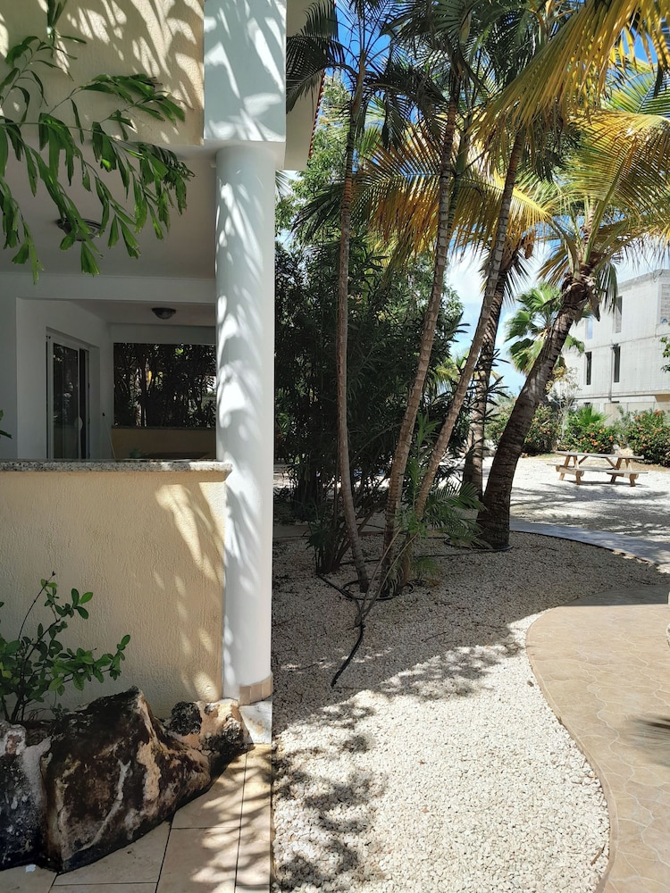Bella Breeze Resort