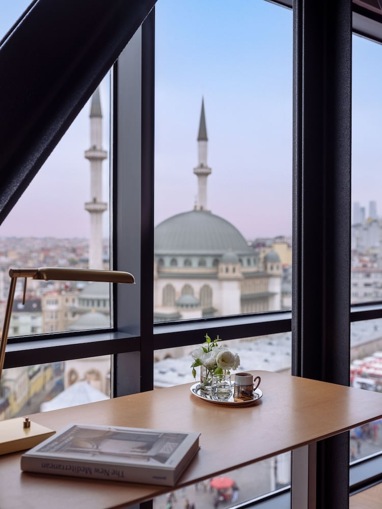 Sofitel İstanbul Taksim - Image 53