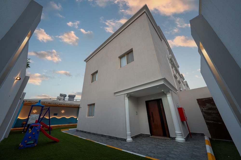 LAS SALINAS CHAILT FOR HOLIDYAS HOUSES
