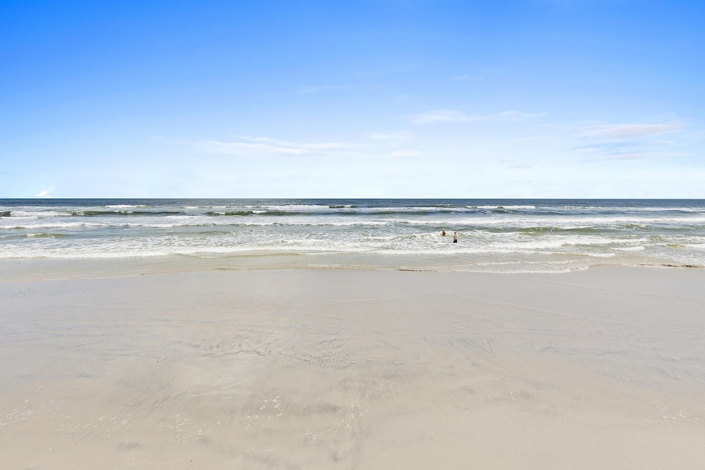 Point East 320