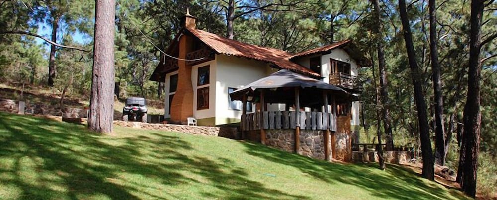 Hotel Cabanas Berna - Image 1