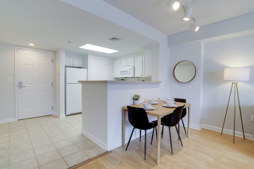 Fascinating Apt in Ballston With Gym