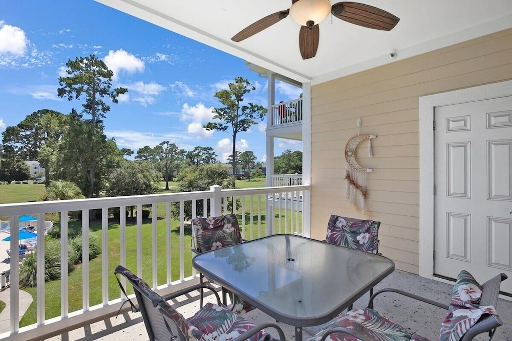 Magnolia Pointe Luster Leaf 4890-301 3 Bedroom Condo