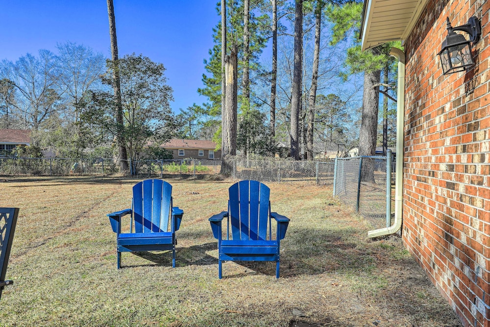 Family-friendly New Bern Home w/ Backyard!