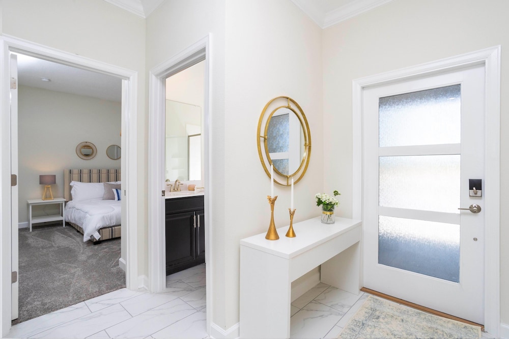2929 SS - Disney Delight 4BR Pool Near Parks view 3