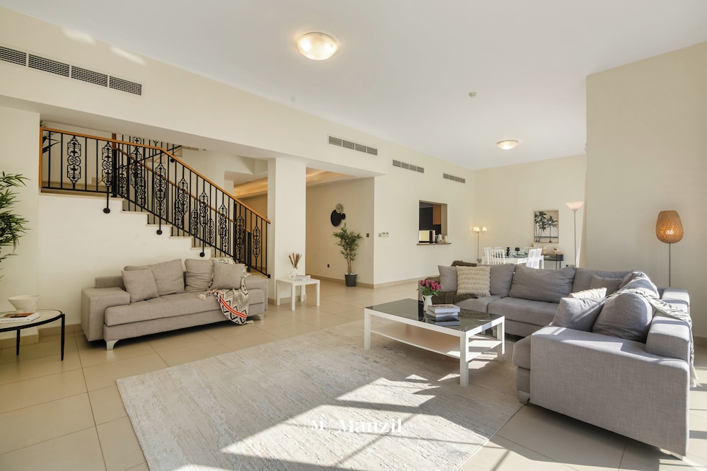 Manzil - 4BR Villa with Private Garden
