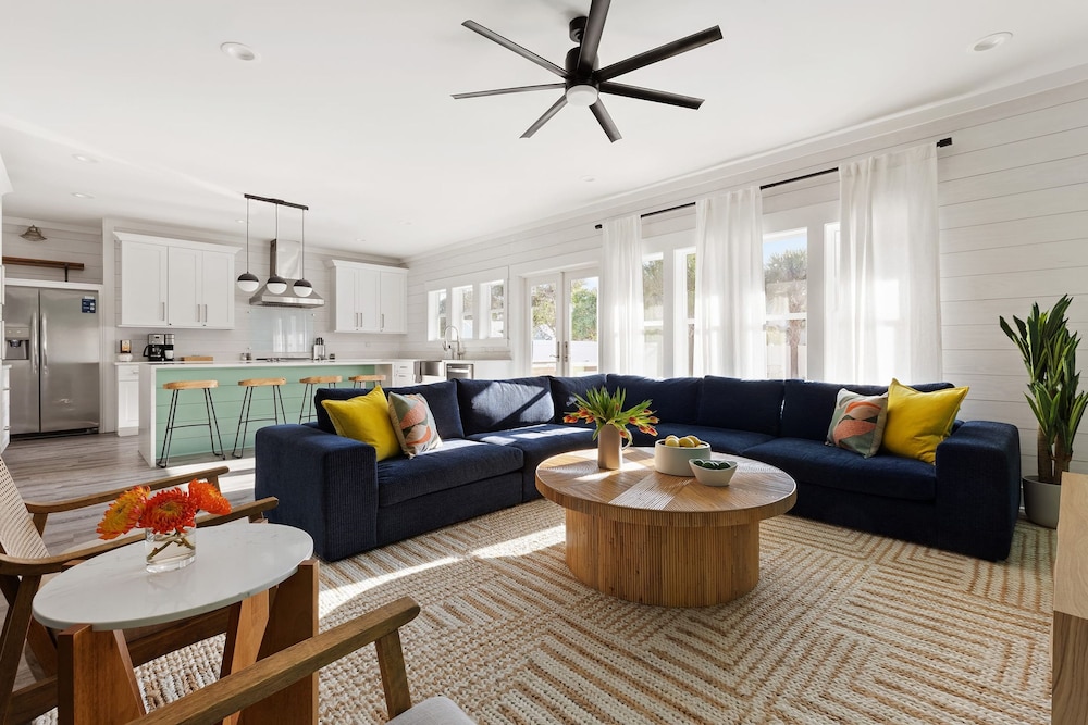 Bohemian Beach Retreat Fully Stocked Villa Near Beach w Pool Outdoor Dining