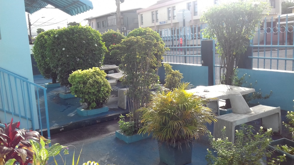 Melbourne Inn Trinidad