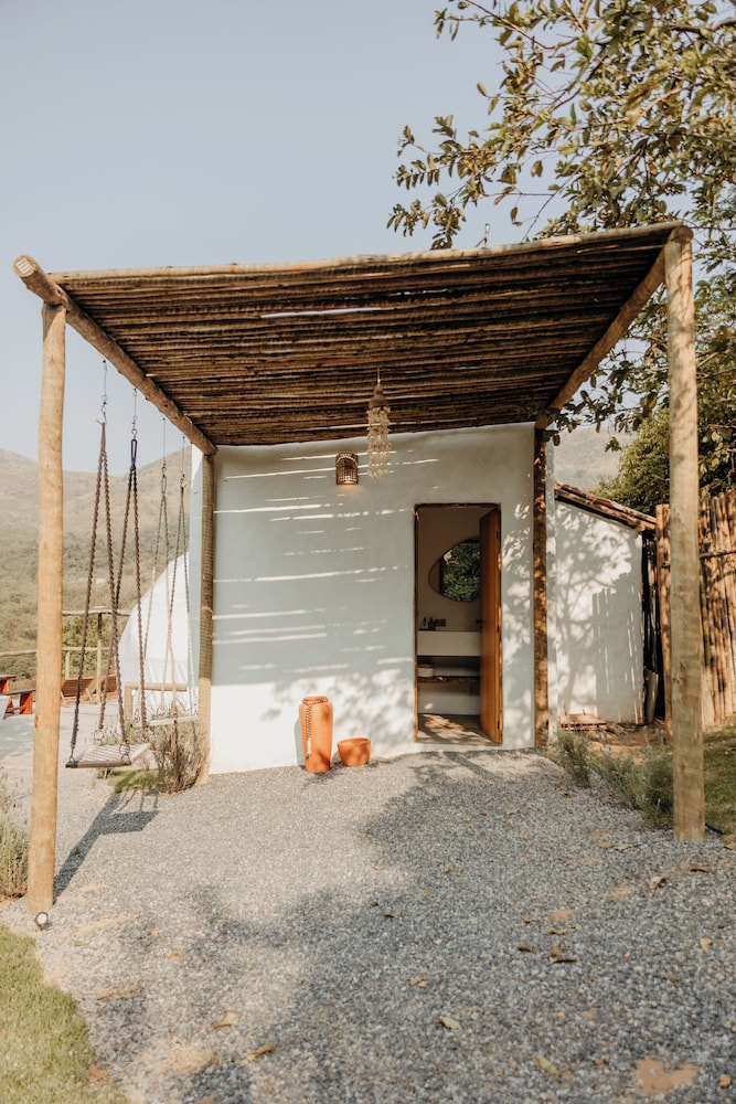 Dila's Lodge