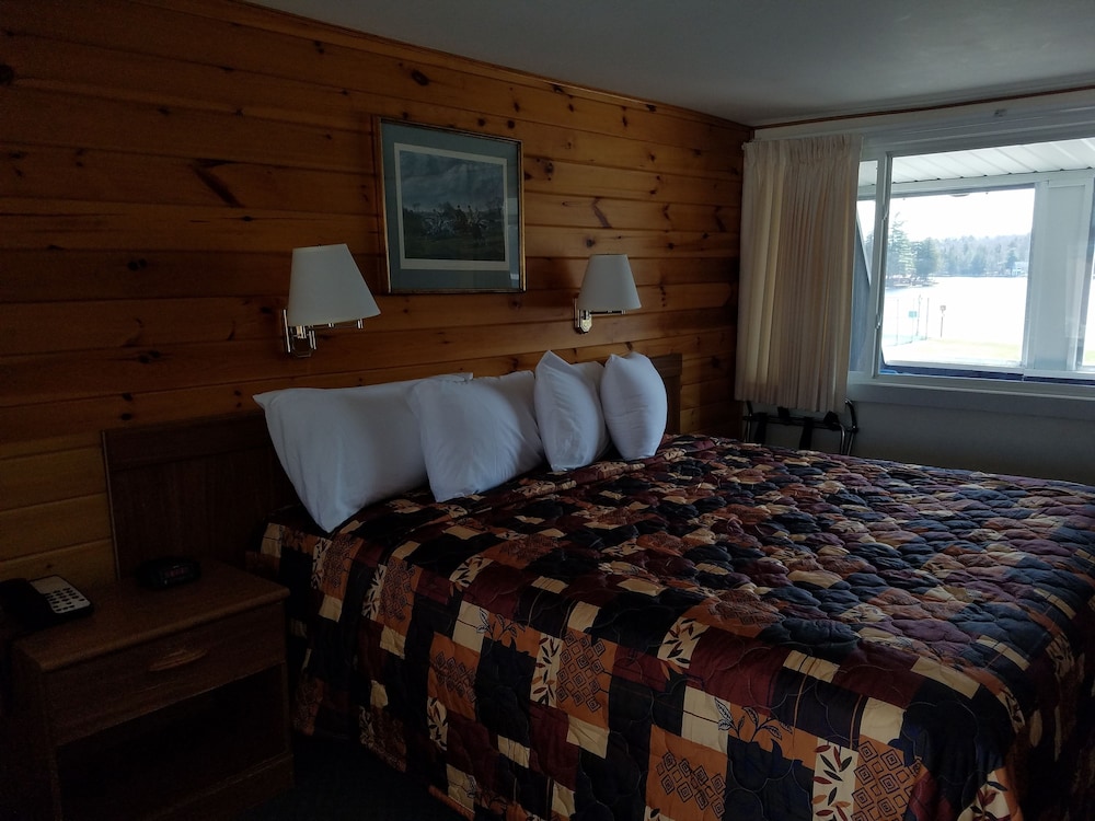Clark's Beach Motel