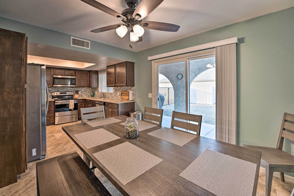 3 Mi to Water: Lake Havasu Gem w/ Fire Pit & Grill view 3