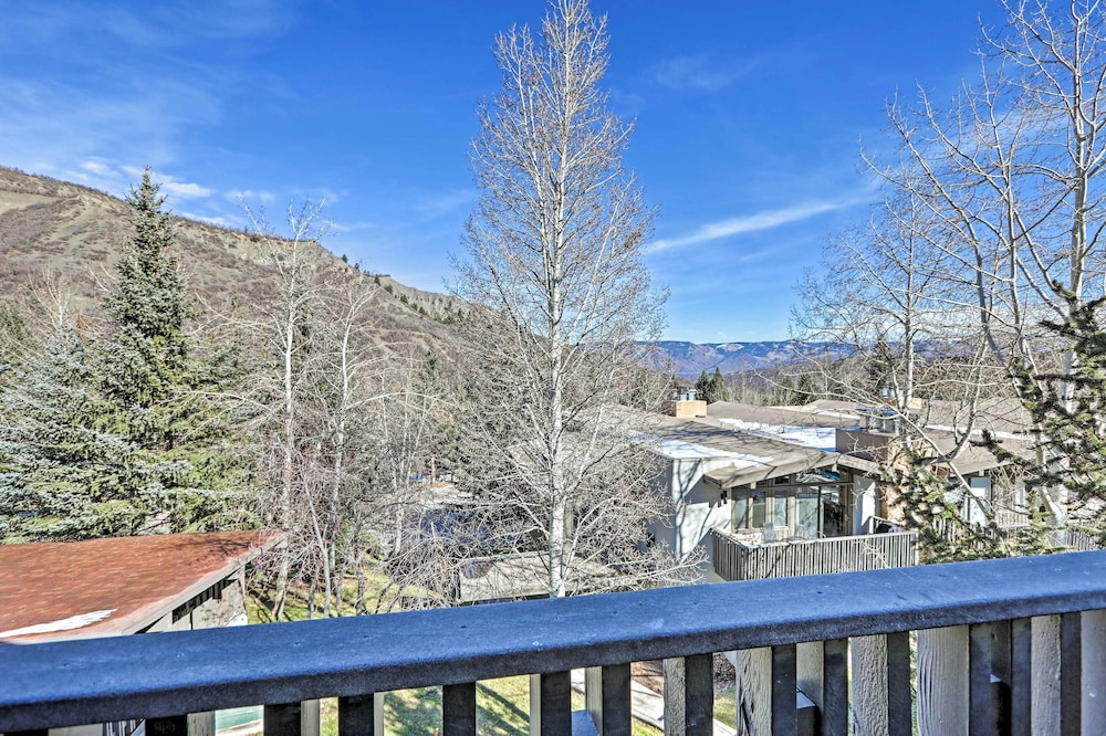 Snowmass Condo: Great Proximity to Chair Lift view 3