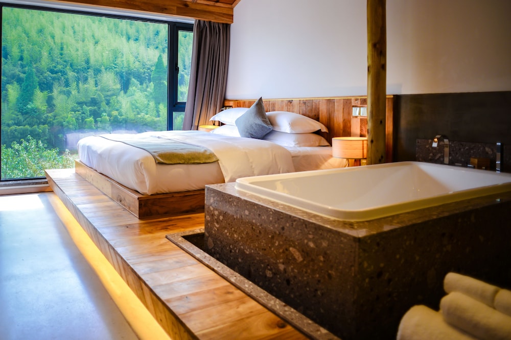 Moganshan Yinhuawu Resort