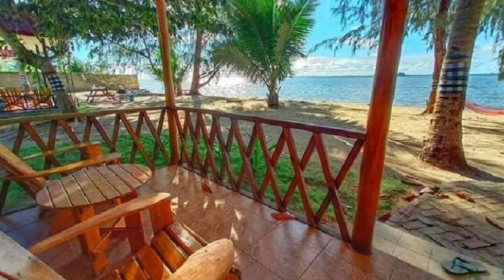 New Marjoly Beach & Resort