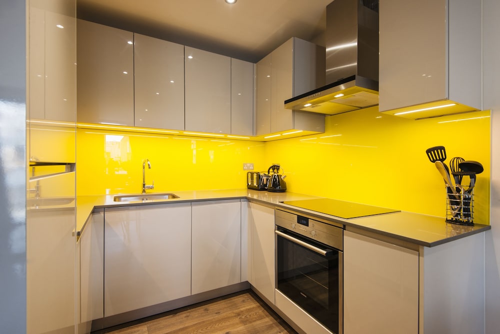 Twyne House Apartments
