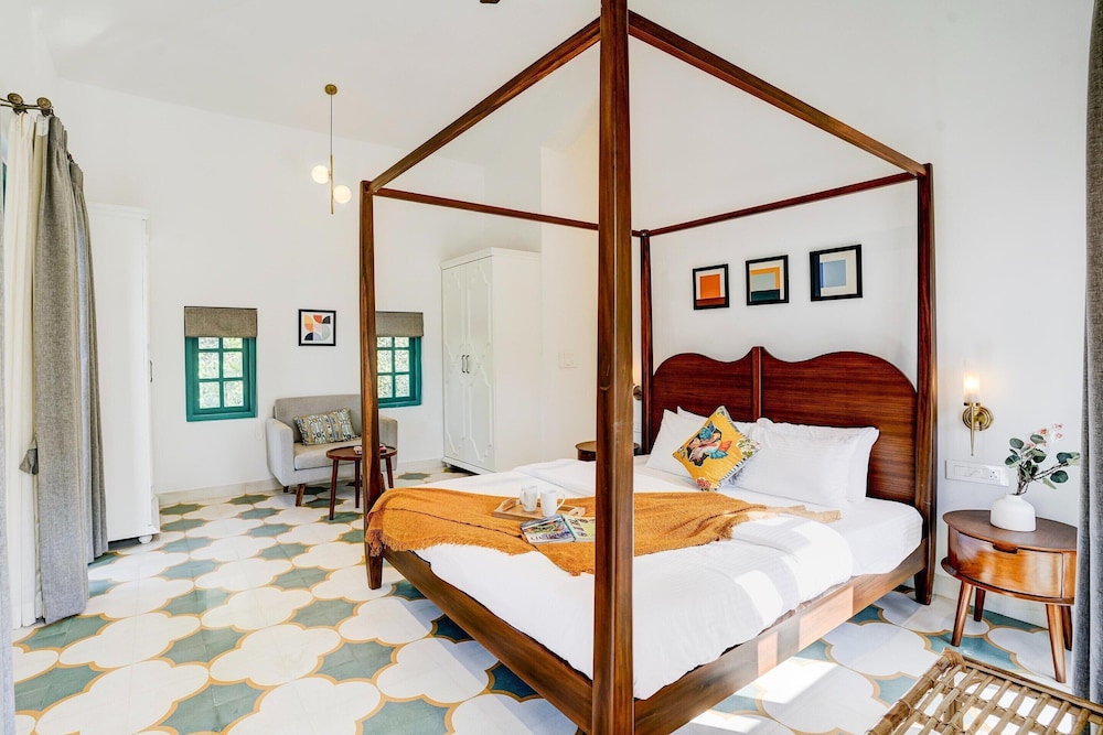 Villa in Siolim Near Morjim Beach
