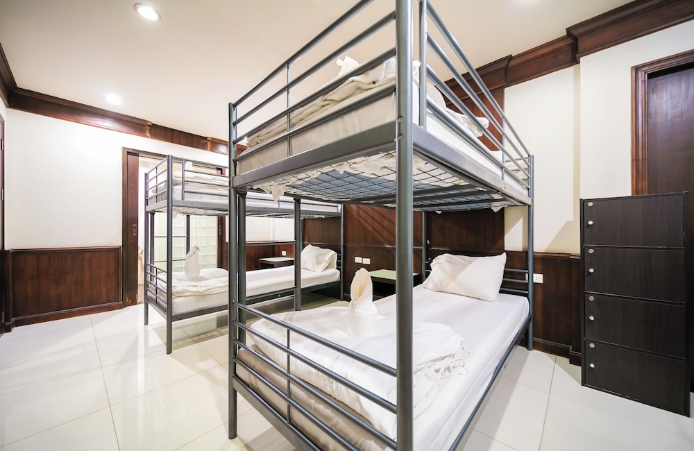 EBS Hostel Phuket