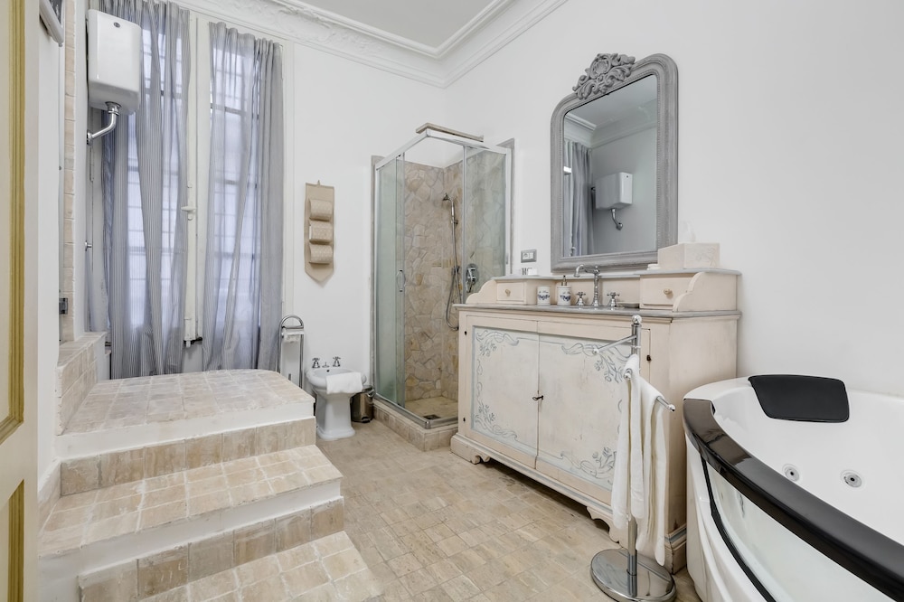 Colonna Suite - Spanish Steps Suite & Spa