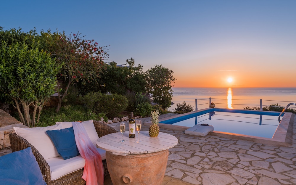 Orfos Villas