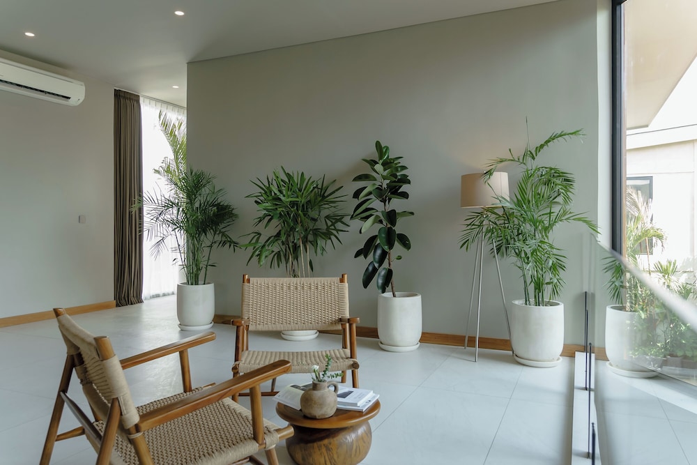 AMO Residences