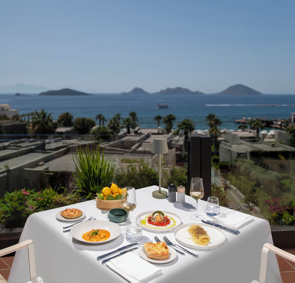 Swissotel Tatil Köyü Bodrum Plajı - Image 69